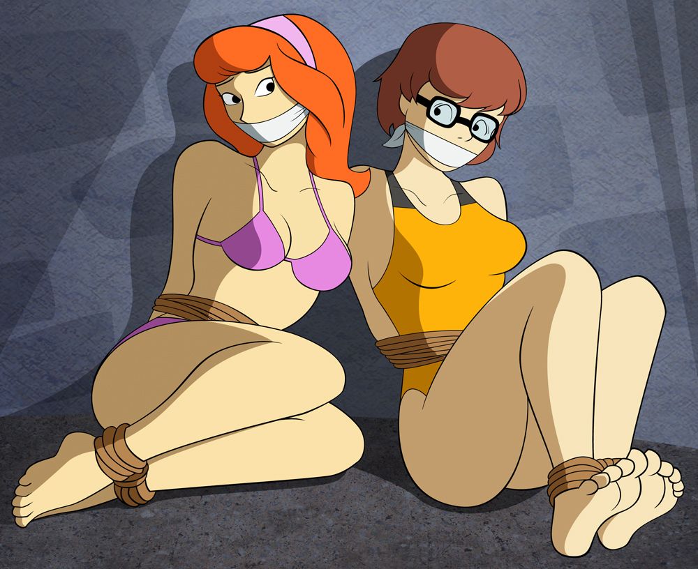Scooby doo daphne and velma sex