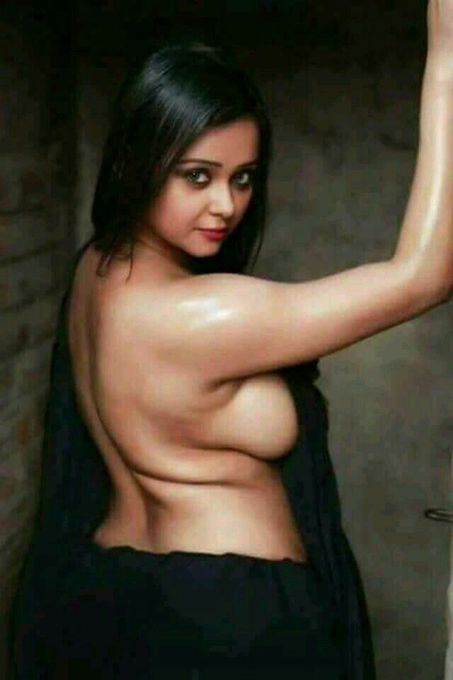 Indian girls beautiful ass