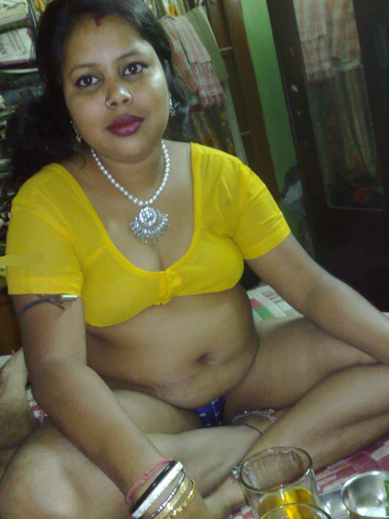 Indian aunties real nude