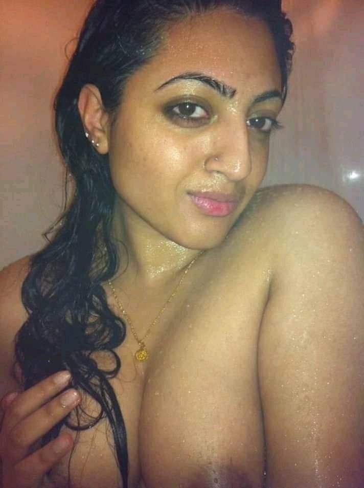 Tamil girls selfie nude