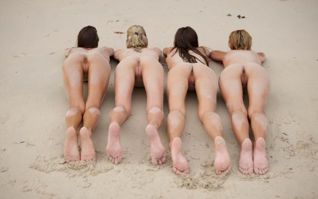 Group of naked nude girls ultra hd