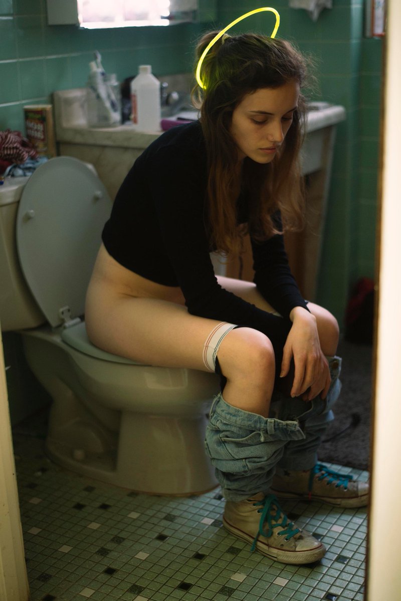 Young teen girl caught pissing