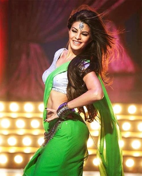 Hot sexy actress saree