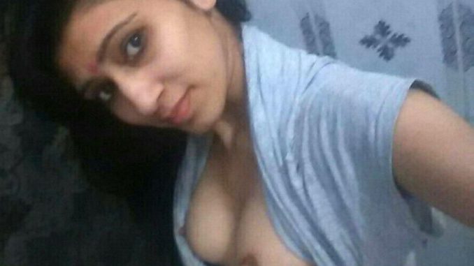 Indian college girls boobs pics
