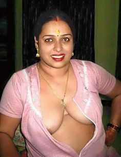 Nude indian aunty and girls