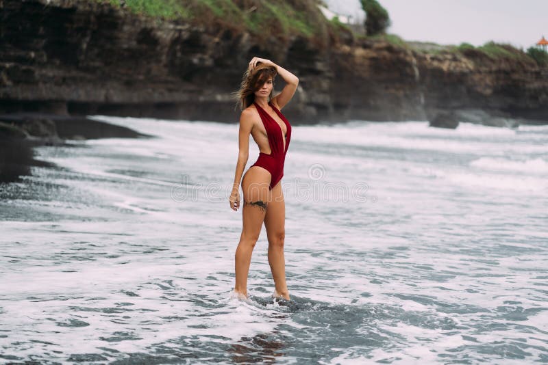 Sexy big ass woman beach
