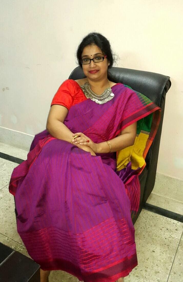 Indian aunty in saree sexy
