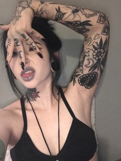 Girls tattoos tumblr with black